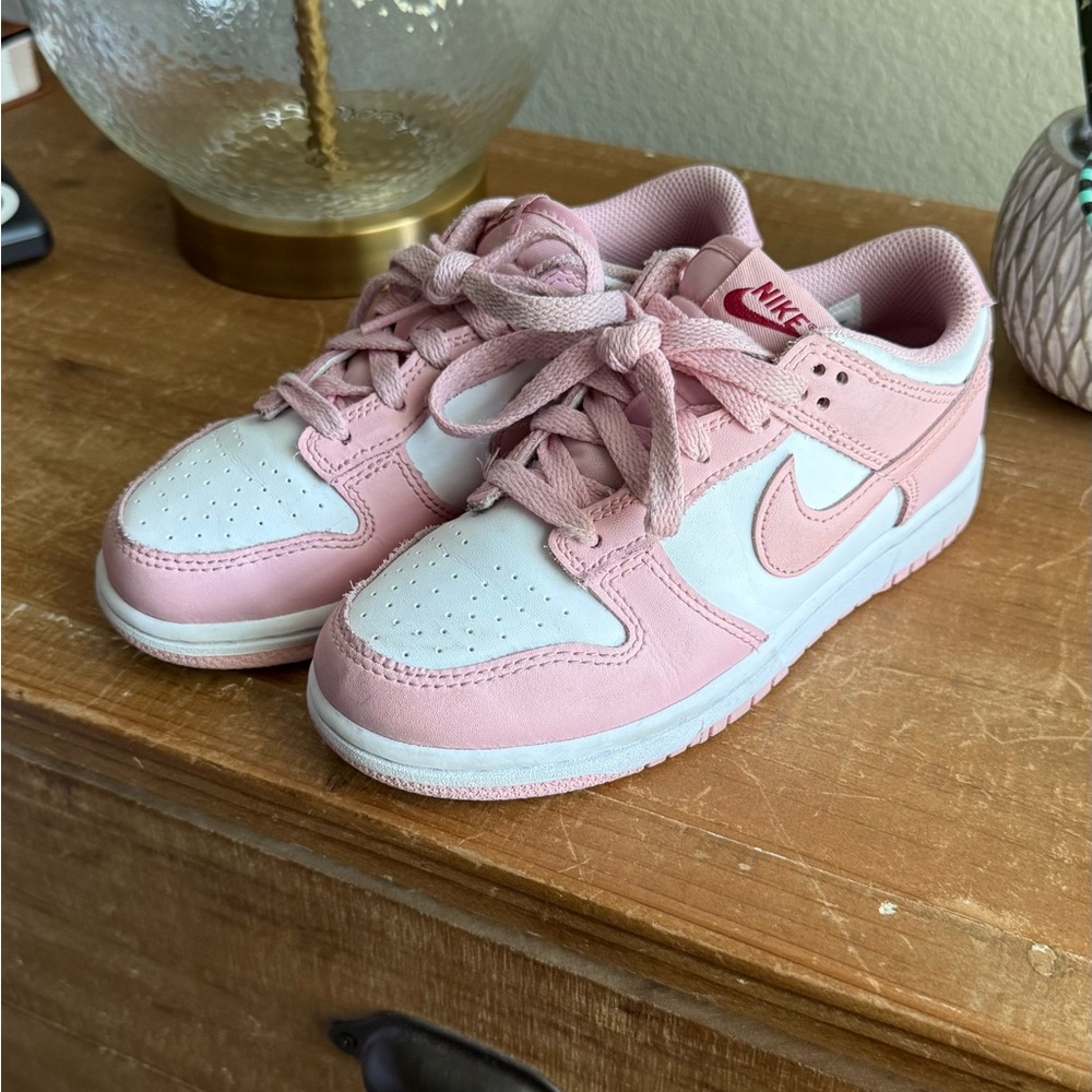 Nike Kids Preschool Low Dunk Shoes Size 1.5 Light Pink & White